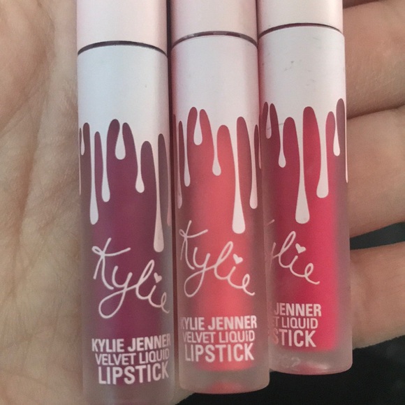 3 Mini Kylie Cosmetics Velvet Lipsticks - Picture 1 of 4